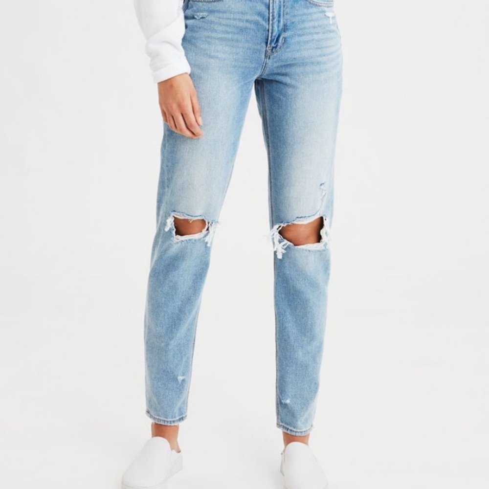 American Eagle Mom Jean